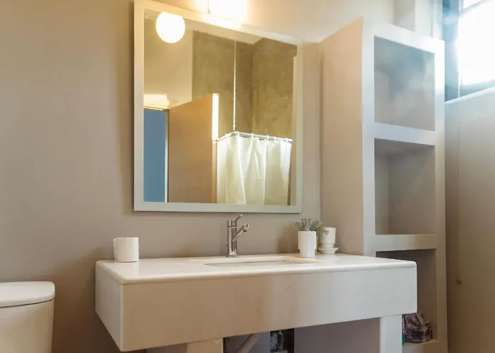 Olive View * Dikella